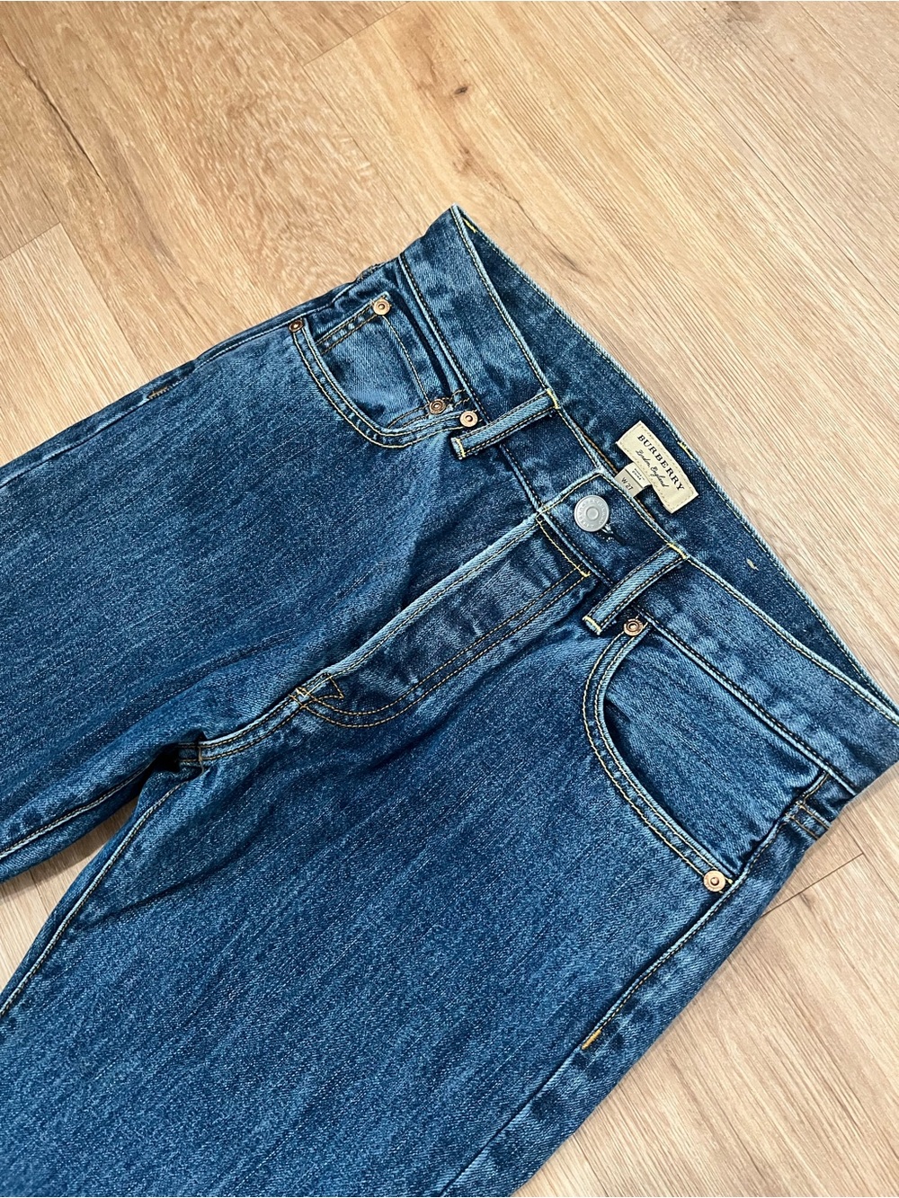 Burberry jeans - Picture 2 of 3